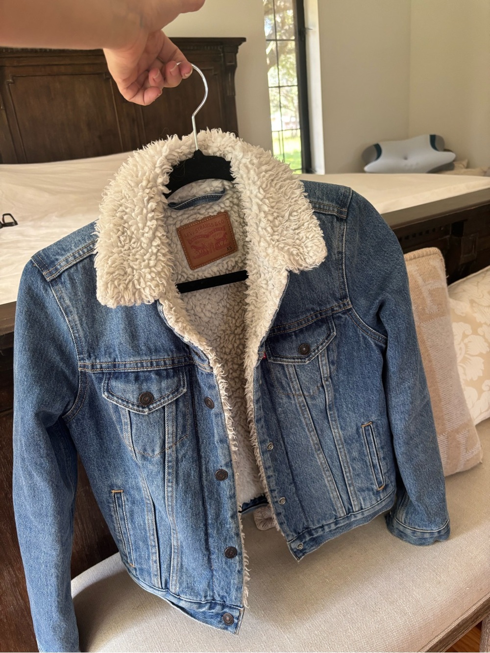 Levi's Blue Denim Jacket with Cream Sherpa Lining